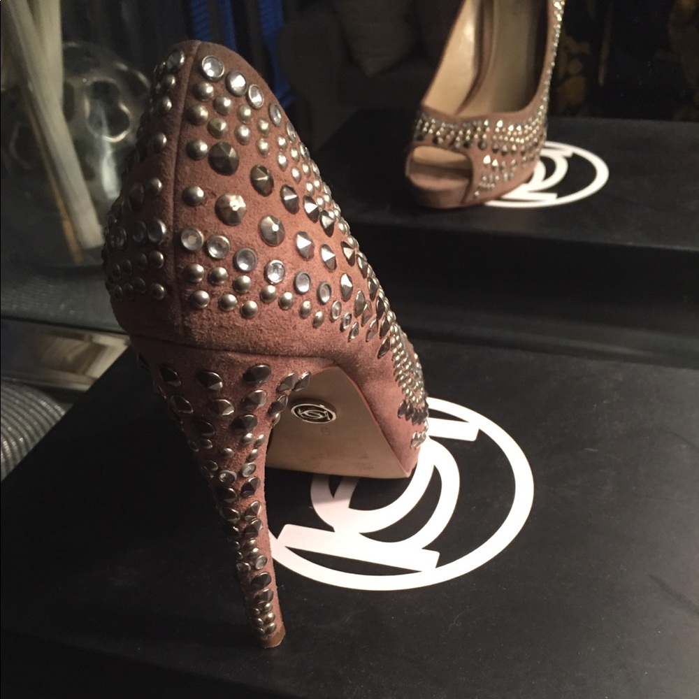 Studded Bebe Pumps BEAUTIFUL - Picture 2 of 3